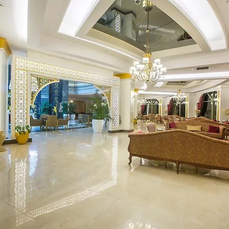 J'adore Deluxe & Ultra Hotell Side