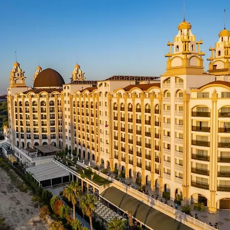 J'adore Deluxe & Ultra Hotell 5*