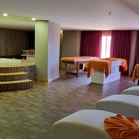 J'adore Deluxe & Ultra Hotel 5*