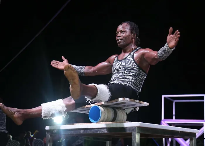 Hotel J'adore Deluxe & Ultra Side