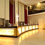 Hotel J'adore Deluxe & Ultra