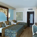 Hotel J'adore Deluxe & Ultra