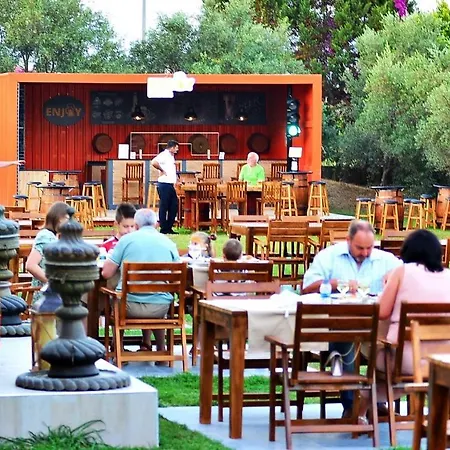 J'adore Deluxe & Ultra