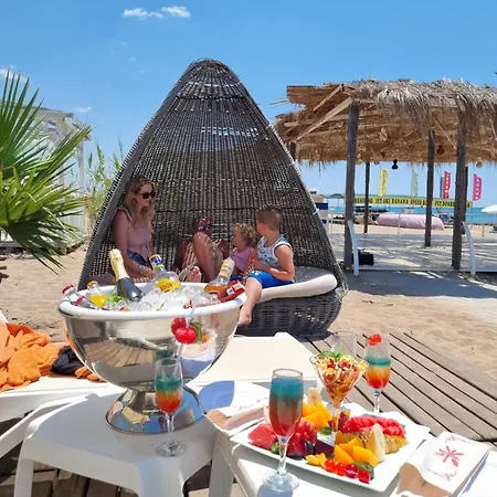 J'adore Deluxe & Ultra 5* 시데