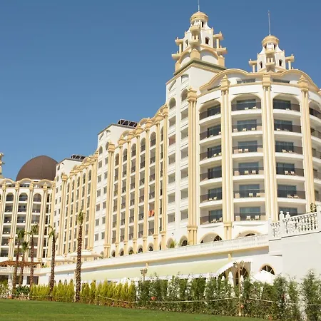 Hotel J'adore Deluxe & Ultra 5*